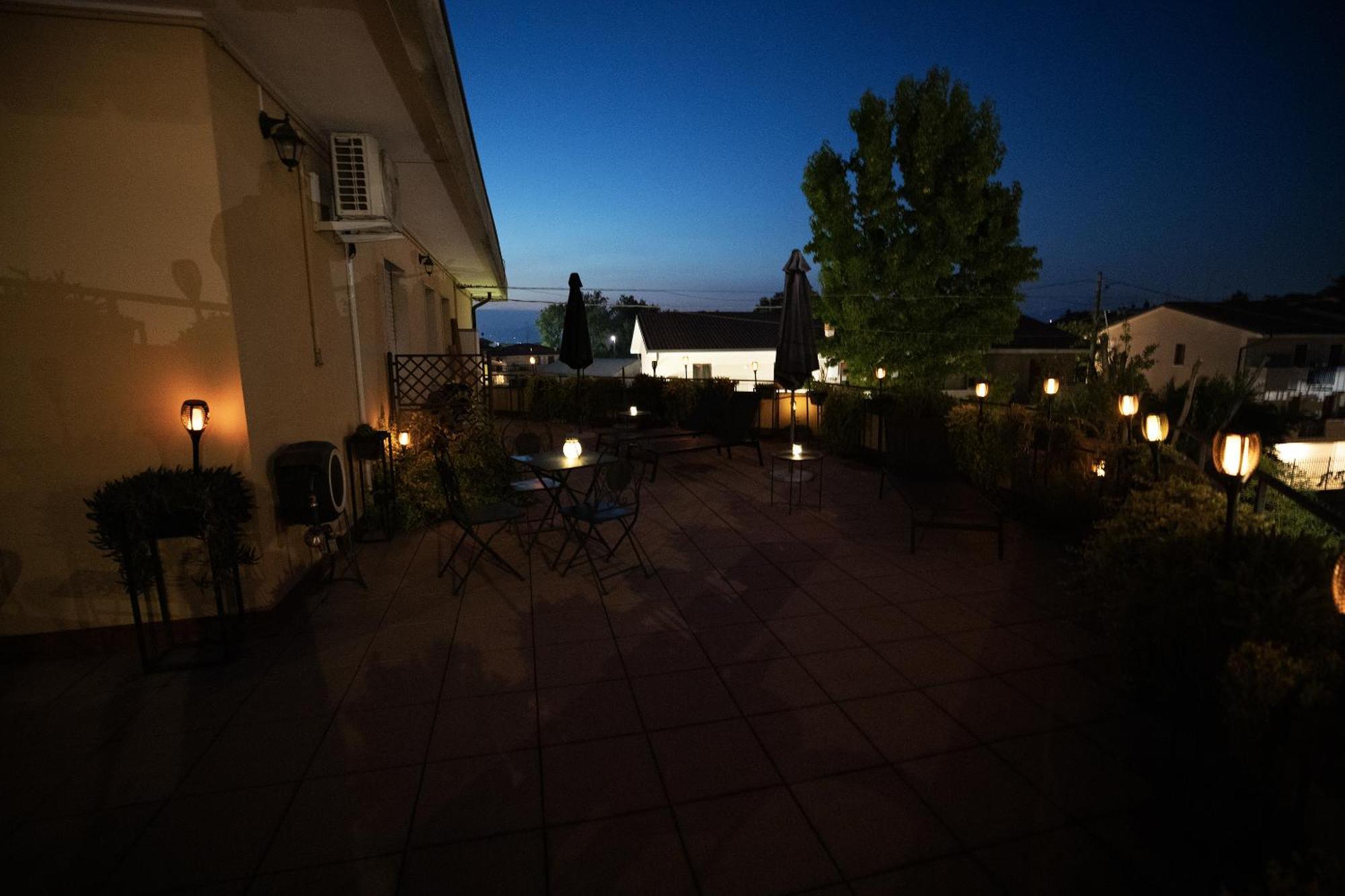 Bru Rooms Peschiera del Garda Ngoại thất bức ảnh