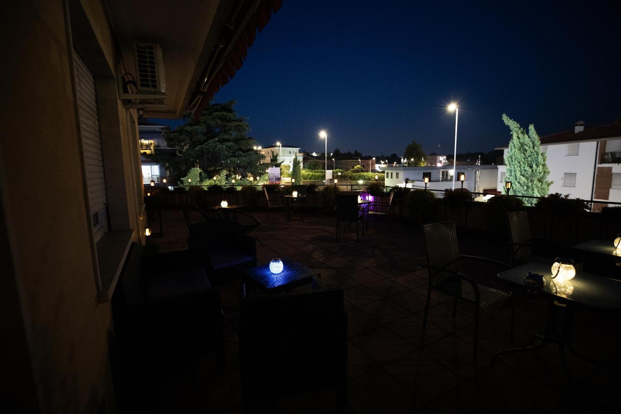 Bru Rooms Peschiera del Garda Ngoại thất bức ảnh