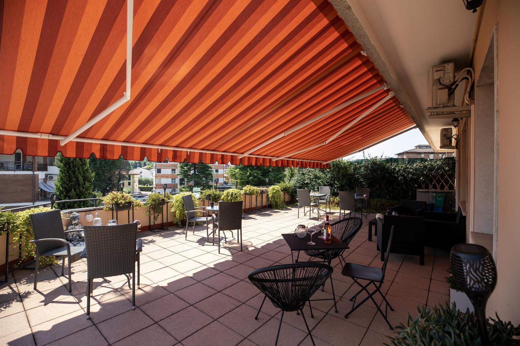 Bru Rooms Peschiera del Garda Ngoại thất bức ảnh