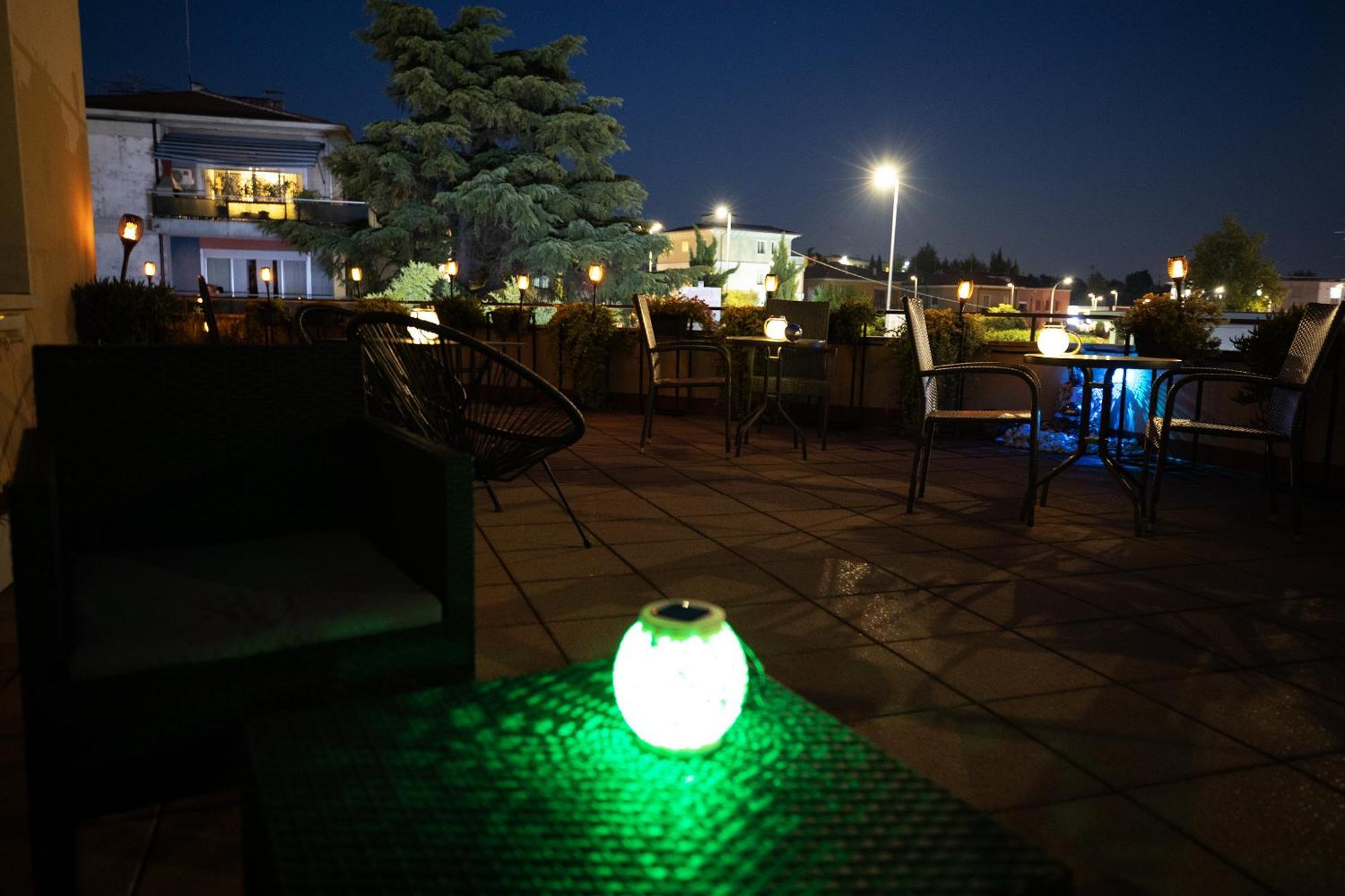 Bru Rooms Peschiera del Garda Ngoại thất bức ảnh