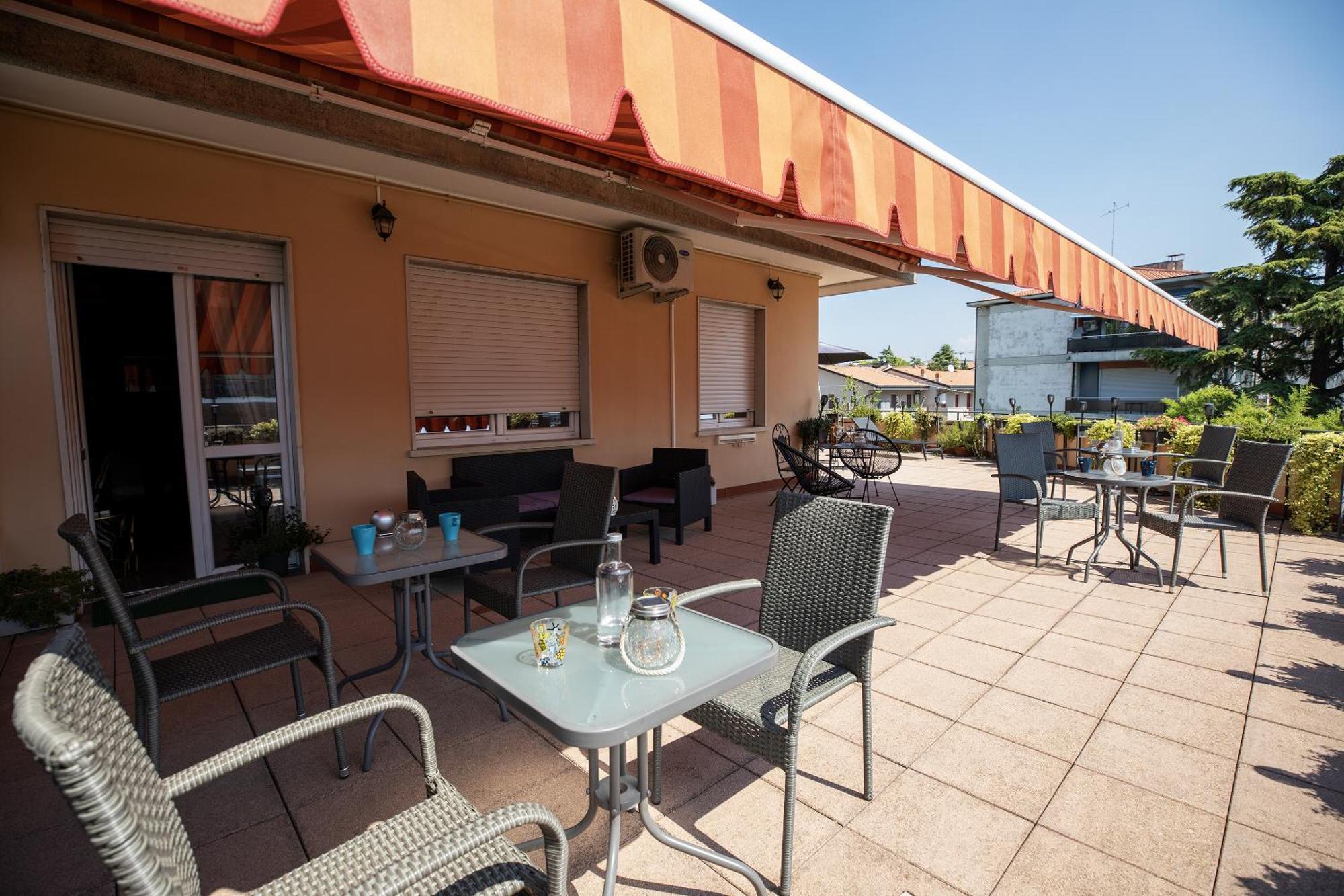Bru Rooms Peschiera del Garda Ngoại thất bức ảnh