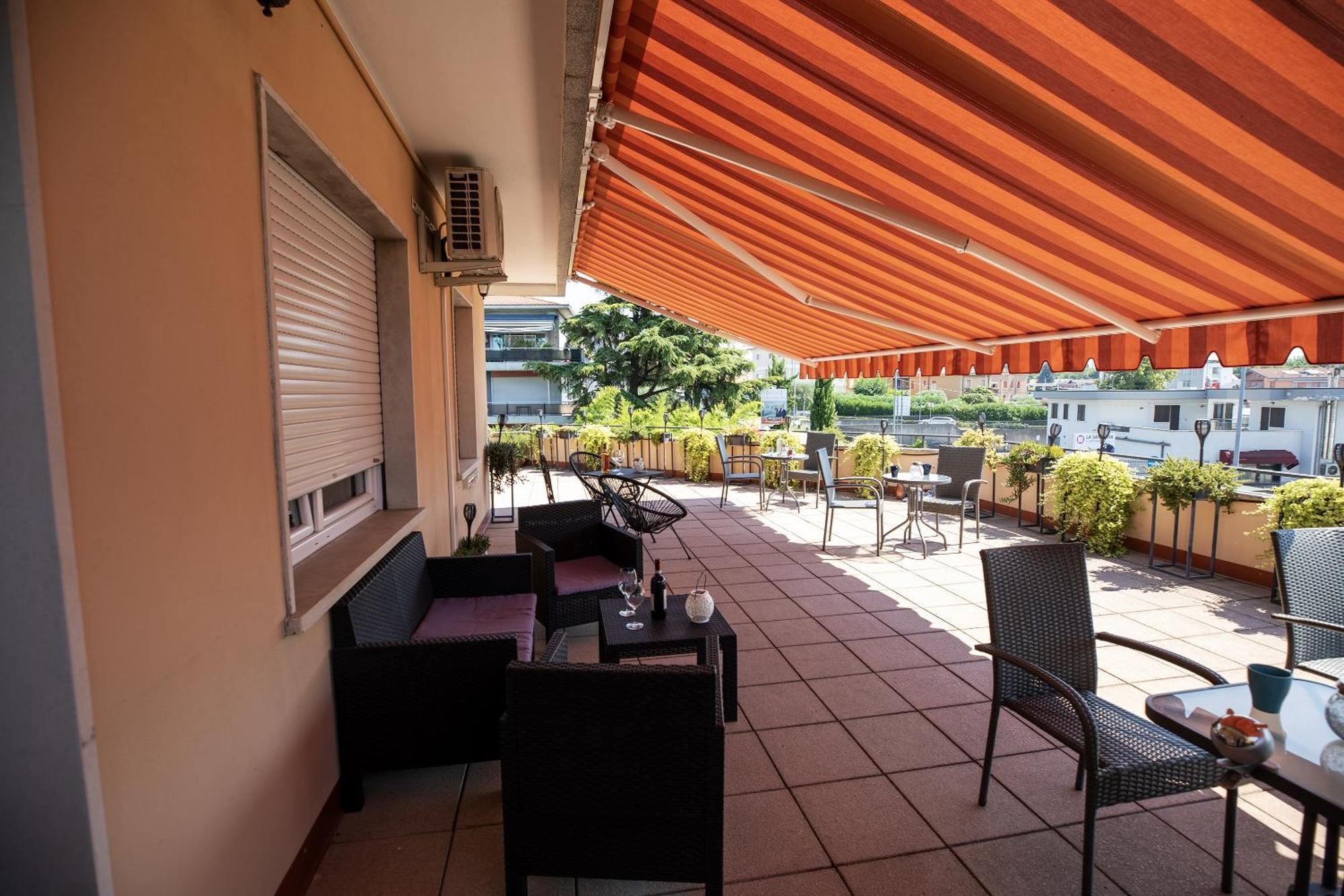 Bru Rooms Peschiera del Garda Ngoại thất bức ảnh